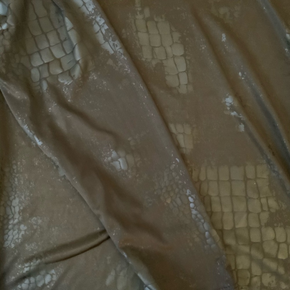 Hot Ginger Pattern Tunic - Picture 2 of 3